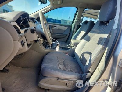 Zdjęcie 7 z 13 samochodu: 2015 CHEVROLET TRAVERSE LS VIN:1GNKRFED1FJ221291 - miniatura