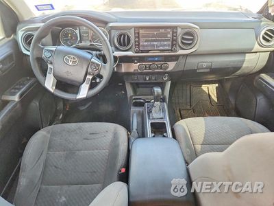 Zdjęcie 8 z 12 samochodu: 2021 TOYOTA TACOMA SR5 V6 VIN:5TFAZ5CN1MX105464 - miniatura