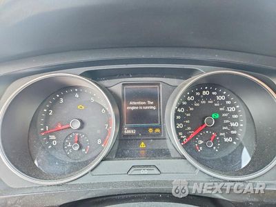 Zdjęcie 9 z 13 samochodu: 2018 VOLKSWAGEN TIGUAN SE VIN:3VV2B7AX9JM169957 - miniatura