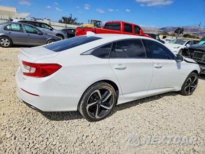 Trzecie zdjęcie samochodu z tyłu: 2018 HONDA ACCORD SPORT VIN:1HGCV1F32JA266025 - miniatura