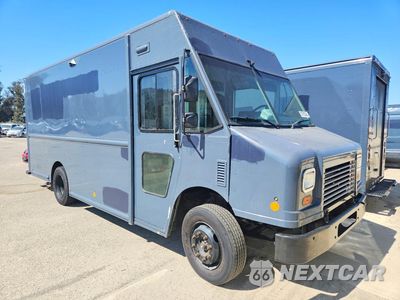 Czwarte zdjęcie samochodu z boku: 2021 FREIGHTLINER CHASSIS M LINE WALK-IN VAN VIN:4UZAC2GA8MCMN0291 - miniatura
