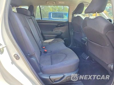 Zdjęcie 10 z 12 samochodu: 2022 TOYOTA HIGHLANDER LE VIN:5TDZZRAH0NS140625 - miniatura