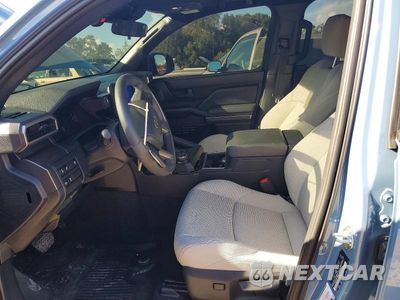 Zdjęcie 7 z 13 samochodu: 2026 TOYOTA 4RUNNER SR5 VIN:JTEVA5BR0T5110822 - miniatura
