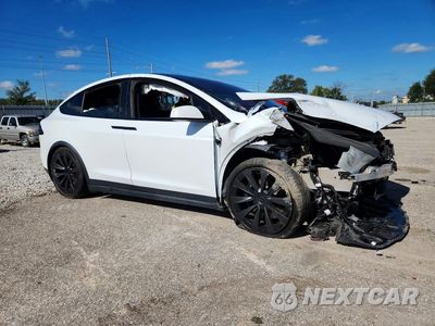 Czwarte zdjęcie samochodu z boku: 2023 TESLA MODEL X VIN:7SAXCBE64PF372969 - miniatura