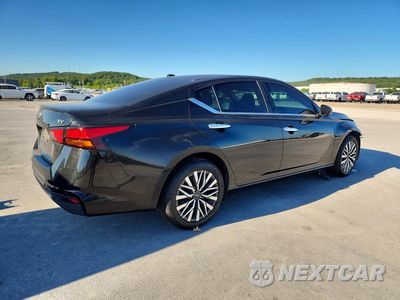 Trzecie zdjęcie samochodu z tyłu: 2024 NISSAN ALTIMA SV VIN:1N4BL4DV9RN325118 - miniatura