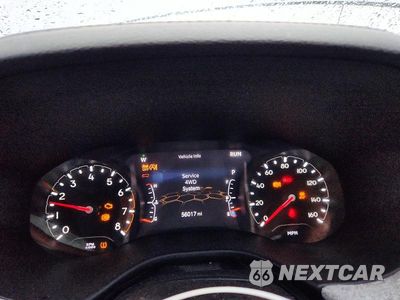 Zdjęcie 9 z 12 samochodu: 2024 JEEP COMPASS LATITUDE LUX VIN:3C4NJDFN9RT107173 - miniatura