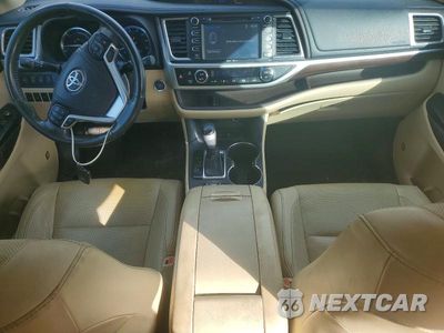 Zdjęcie 8 z 13 samochodu: 2015 TOYOTA HIGHLANDER HYBRID LIMITED PLATINUM VIN:5TDDCRFH2FS007337 - miniatura