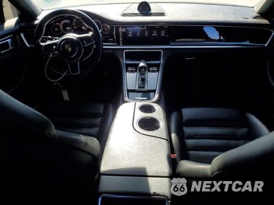 Zdjęcie 8 z 12 samochodu: 2017 PORSCHE PANAMERA 2 VIN:WP0AA2A7XHL101405 - miniatura