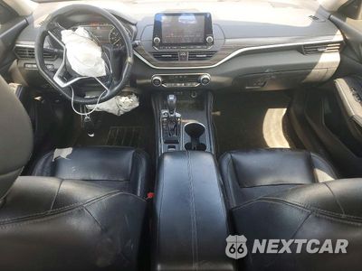 Zdjęcie 8 z 12 samochodu: 2019 NISS ALTIMA SL VIN:1N4BL4EV5KC115874 - miniatura