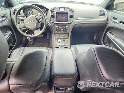 Zdjęcie 8 z 12 samochodu: 2023 CHRYSLER 300C VIN:2C3CCAPJXPH501335 - miniatura