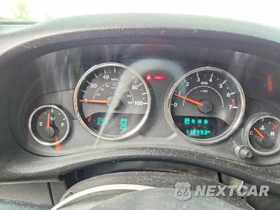 Zdjęcie 9 z 12 samochodu: 2017 JEEP WRANGLER UNLIMITED SAHARA VIN:1C4BJWEG9HL537894 - miniatura