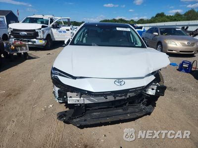 Piąte zdjęcie samochodu w środku: 2025 TOYOTA CAMRY XLE VIN:4T1DBADK5SU504189 - miniatura