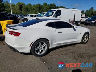 Trzecie zdjęcie samochodu z tyłu: 2019 CHEVROLET CAMARO LS VIN:1G1FB1RS3K0104864 - miniatura