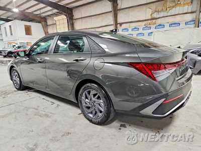 Drugie zdjęcie samochodu z przodu: 2026 HYUNDAI ELANTRA HYBRID BLUE VIN:KMHLM4DJ6TU211434 - miniatura