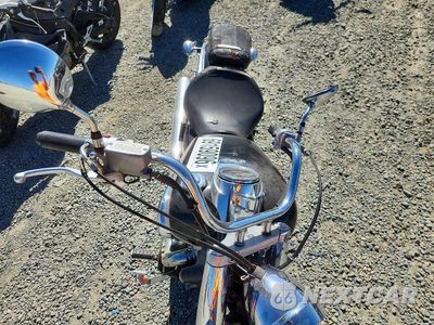 Piąte zdjęcie samochodu w środku: 2004 HONDA VT750 CA VIN:JH2RC504X4M000592 - miniatura