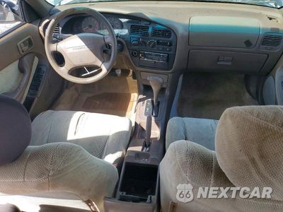 Zdjęcie 8 z 12 samochodu: 1994 TOYOTA CAMRY LE VIN:4T1SK12EXRU441282 - miniatura