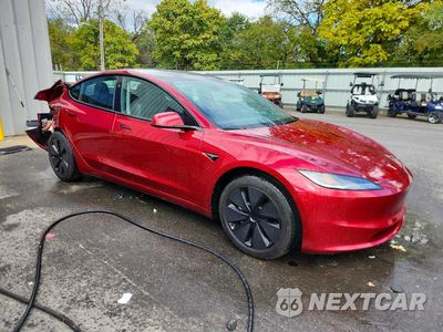 Czwarte zdjęcie samochodu z boku: 2024 TESLA MODEL 3 VIN:5YJ3E1EB9RF796017 - miniatura