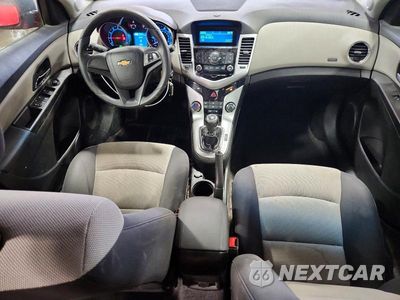 Zdjęcie 8 z 12 samochodu: 2015 CHEVROLET CRUZE LS VIN:1G1PB5SH1F7244712 - miniatura