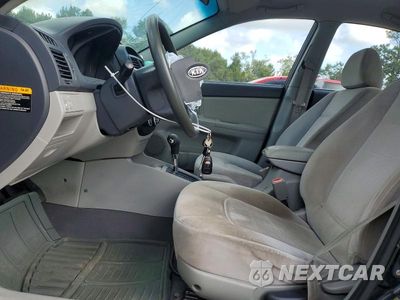 Zdjęcie 7 z 12 samochodu: 2008 KIA SPECTRA LX VIN:KNAFE122785537573 - miniatura