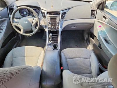 Zdjęcie 8 z 13 samochodu: 2014 HYUNDAI SONATA GLS VIN:5NPEB4AC6EH915834 - miniatura