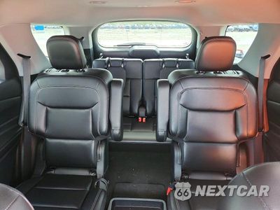 Zdjęcie 10 z 13 samochodu: 2021 FORD EXPLORER XLT VIN:1FMSK7DH0MGA12282 - miniatura