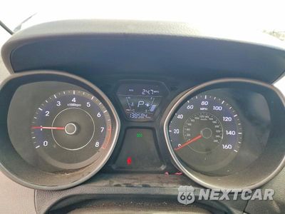 Zdjęcie 9 z 12 samochodu: 2016 HYUNDAI ELANTRA SE VIN:5NPDH4AE5GH771370 - miniatura