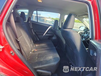Zdjęcie 10 z 12 samochodu: 2017 TOYOTA RAV4 LE VIN:JTMBFREV5HJ108250 - miniatura