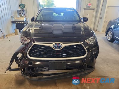 Piąte zdjęcie samochodu w środku: 2020 TOYOTA HIGHLANDER HYBRID XLE VIN:5TDGBRCH4LS002186 - miniatura