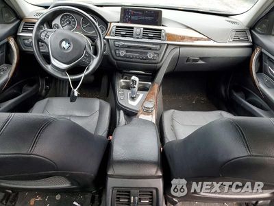 Zdjęcie 8 z 12 samochodu: 2015 BMW 328 XI SULEV VIN:WBA3B5C57FF962049 - miniatura