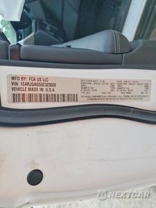 Zdjęcie 13 z 13 samochodu: 2025 JEEP GRAND CHEROKEE LAREDO VIN:1C4RJGAG5SC323020 - miniatura