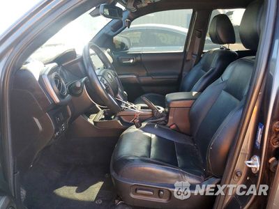 Zdjęcie 7 z 12 samochodu: 2022 TOYOTA TACOMA TRD OFF-ROAD VIN:3TMAZ5CN0NM164612 - miniatura