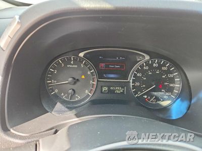 Zdjęcie 9 z 13 samochodu: 2015 NISSAN PATHFINDER S VIN:5N1AR2MN2FC701542 - miniatura