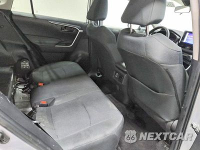 Zdjęcie 11 z 13 samochodu: 2024 TOYOTA RAV4 LE VIN:2T3F1RFV8RC466462 - miniatura