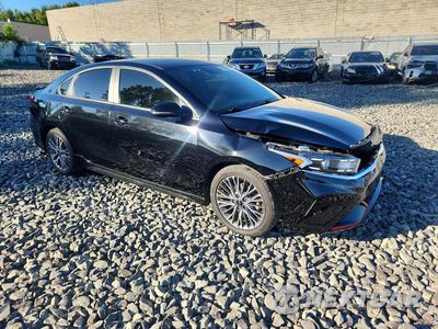 Czwarte zdjęcie samochodu z boku: 2023 KIA FORTE GT LINE VIN:3KPF54AD5PE637343 - miniatura