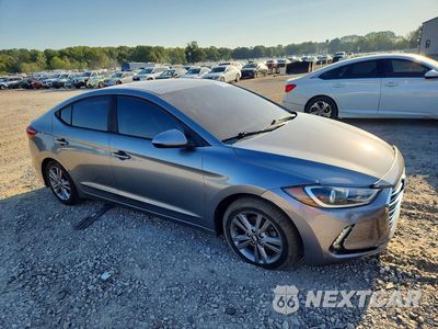 Czwarte zdjęcie samochodu z boku: 2017 HYUNDAI ELANTRA VALUE EDITION VIN:KMHD84LF6HU274319 - miniatura