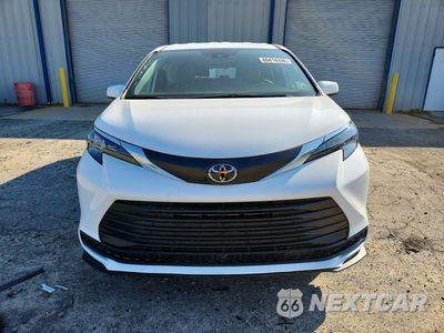 Piąte zdjęcie samochodu w środku: 2026 TOYOTA SIENNA LE VIN:5TDKRKEC8TS305048 - miniatura