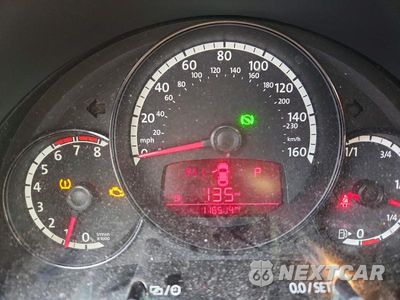 Zdjęcie 9 z 13 samochodu: 2013 VOLKSWAGEN BEETLE VIN:3VWJP7AT3DM658770 - miniatura