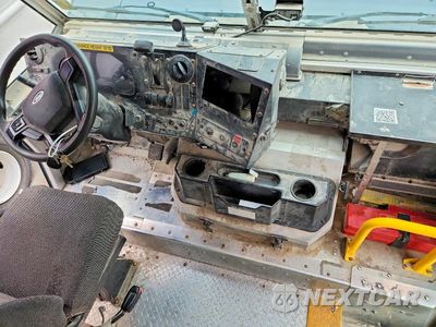 Zdjęcie 8 z 13 samochodu: 2021 FORD F59 DELIVERY TRUCK VIN:1F65F5KN6M0A04881 - miniatura