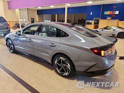 Drugie zdjęcie samochodu z przodu: 2024 HYUNDAI SONATA SEL VIN:KMHL14JA4RA383954 - miniatura