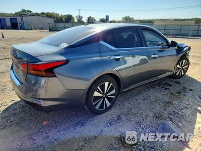 Trzecie zdjęcie samochodu z tyłu: 2021 NISSAN ALTIMA SV VIN:1N4BL4DV8MN341447 - miniatura