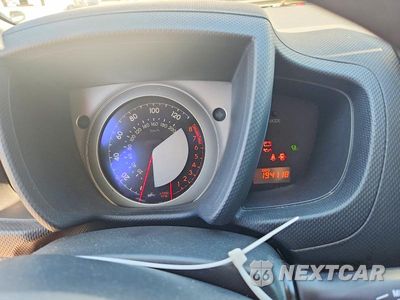 Zdjęcie 9 z 13 samochodu: 2008 SCION XD BASE VIN:JTKKU10498J009915 - miniatura