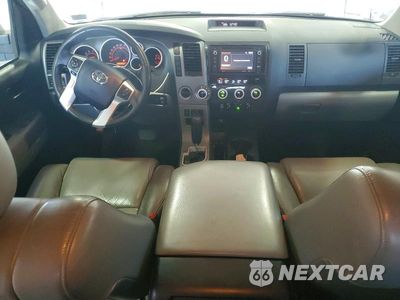 Zdjęcie 8 z 13 samochodu: 2017 TOYOTA SEQUOIA SR5 VIN:5TDBY5G16HS150541 - miniatura