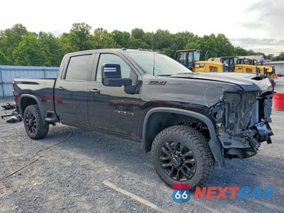 Czwarte zdjęcie samochodu z boku: 2025 CHEVROLET SILVERADO K2500 HEAVY DUTY LT VIN:2GC4KNE70S1105837 - miniatura