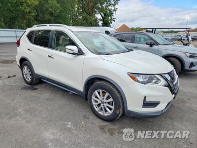 Czwarte zdjęcie samochodu z boku: 2019 NISSAN ROGUE SV VIN:KNMAT2MV5KP550558 - miniatura