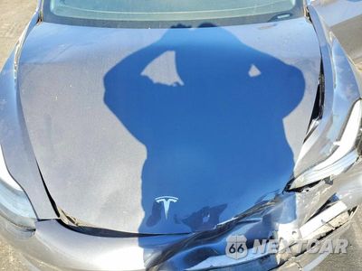 Zdjęcie 11 z 12 samochodu: 2018 TESLA MODEL 3 VIN:5YJ3E1EA1JF123833 - miniatura
