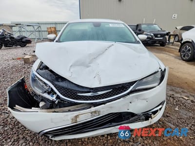 Piąte zdjęcie samochodu w środku: 2015 CHRYSLER 200 LIMITED VIN:1C3CCCAB9FN560041 - miniatura