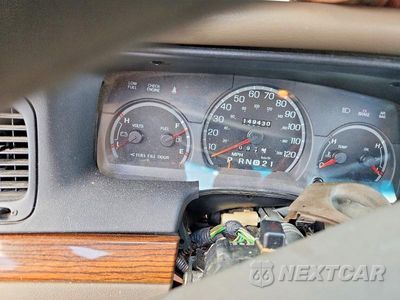 Zdjęcie 9 z 12 samochodu: 2001 FORD CROWN VICTORIA LX VIN:2FAFP74W71X175870 - miniatura