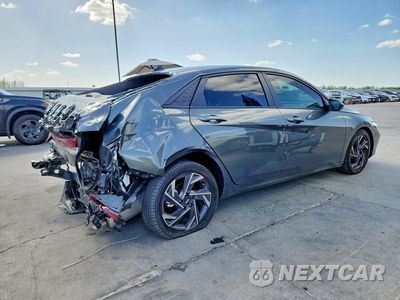 Trzecie zdjęcie samochodu z tyłu: 2025 HYUNDAI ELANTRA SEL SPORT VIN:KMHLM4DG4SU016922 - miniatura