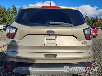 Zdjęcie 6 z 13 samochodu: 2017 FORD ESCAPE SE VIN:1FMCU9GD0HUC81019 - miniatura