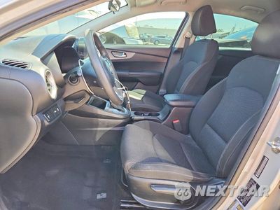 Zdjęcie 7 z 12 samochodu: 2020 KIA FORTE LXS VIN:3KPF24AD2LE192983 - miniatura